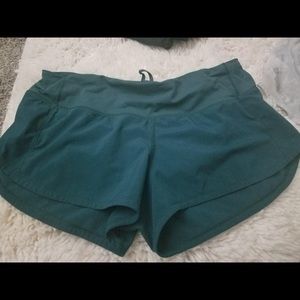 Lululemon speed up short 2.5